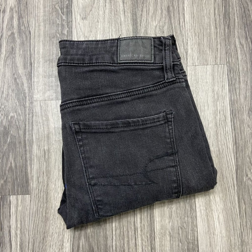 AMERICAN EAGLE Hi-Rise Jegging Skinny Leg Black Denim Jeans Women's Size 6 Short
